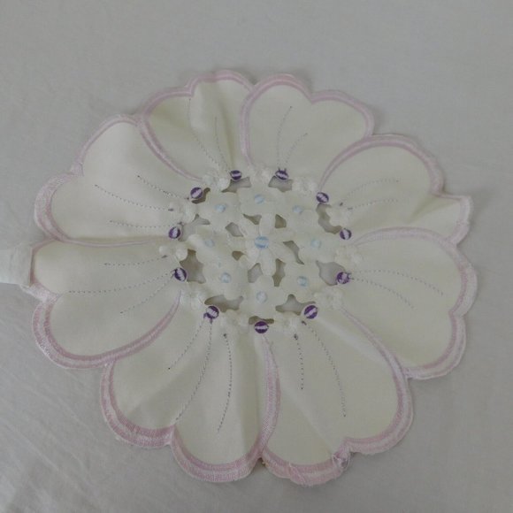2 Round Embroidered Flower Petal Shape Purple Blue White Doily Table Topper 12.5 - Picture 7 of 8